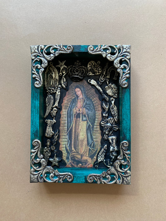 Caja Virgen María